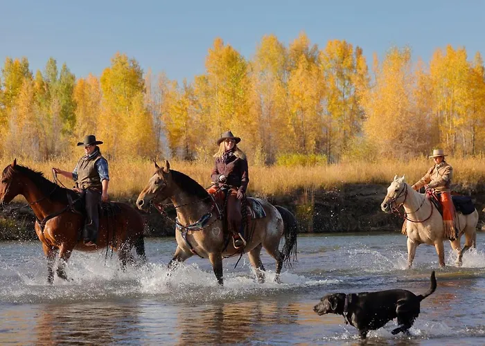 Lodge Heart Six Ranch