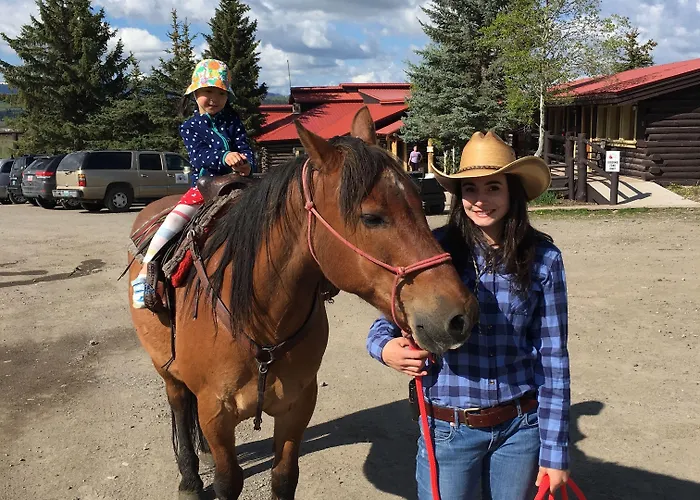 Heart Six Ranch * Moran