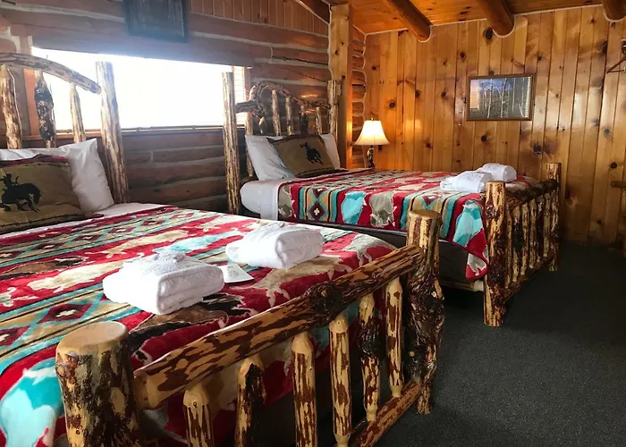 Lodge Heart Six Ranch
