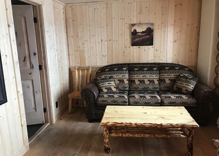 Lodge Heart Six Ranch Moran